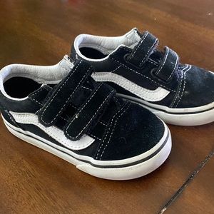 Toddler old skool vans